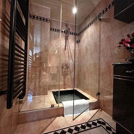 La Petite Source Pensión